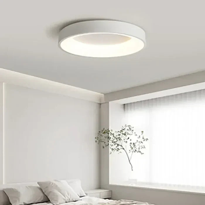 Okrągła lampa sufitowa LED – styl skandynawski